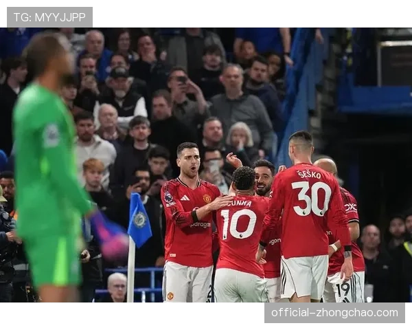 曼联1-0小胜切尔西，库尼亚制胜球助红魔稳居欧冠区